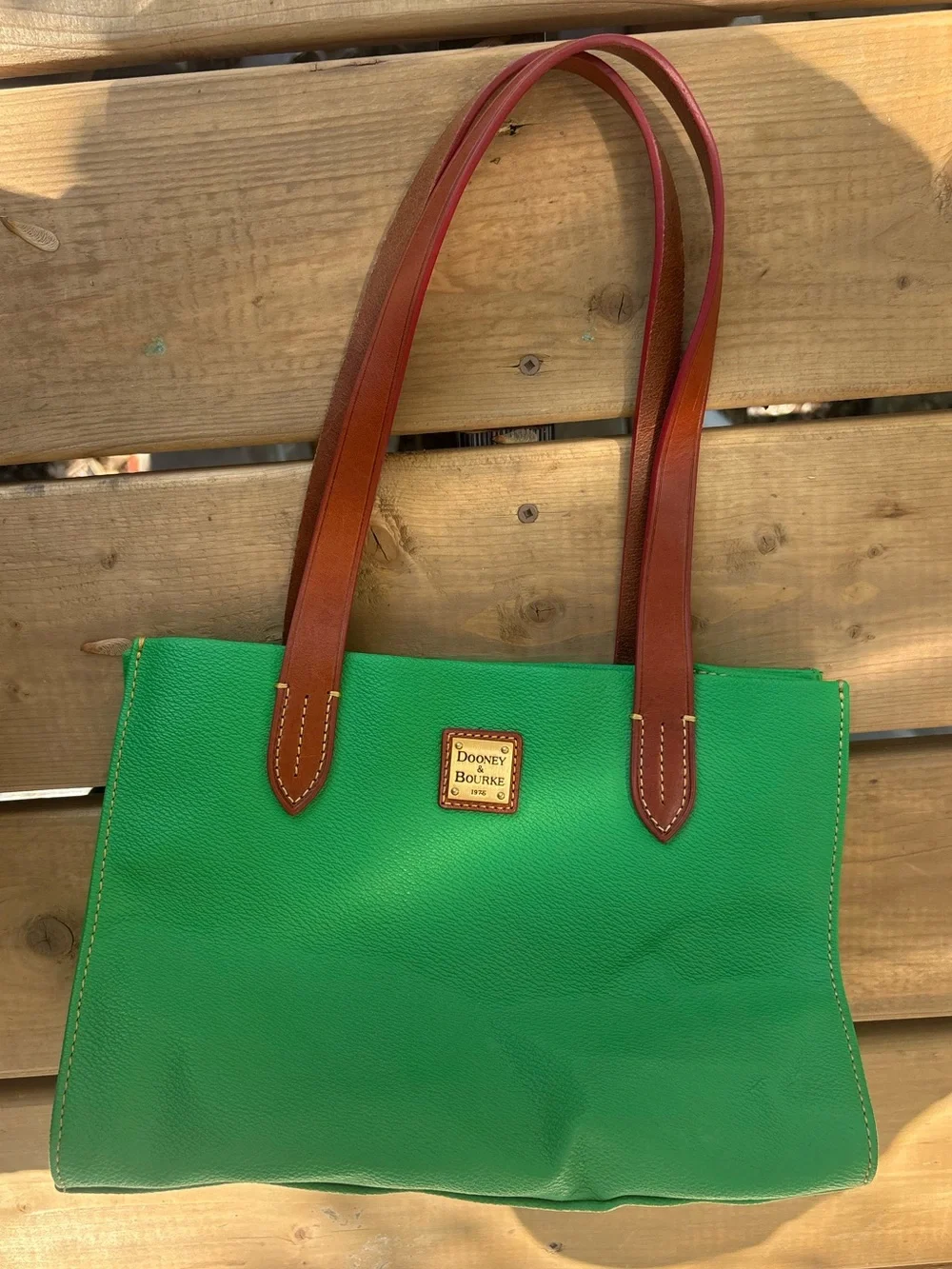 Dooney & Bourke vintage vibrant green leather shopper tote handbag - Picture 2 of 11
